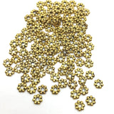 5mm Alloy Antique Gold Daisy Spacer Beads | Fashion Jewellery Outlet | Fashion Jewellery Outlet