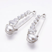 Silver Plated Brooch with tear drop pearl | Fashion Jewellery Outlet | Fashion Jewellery Outlet